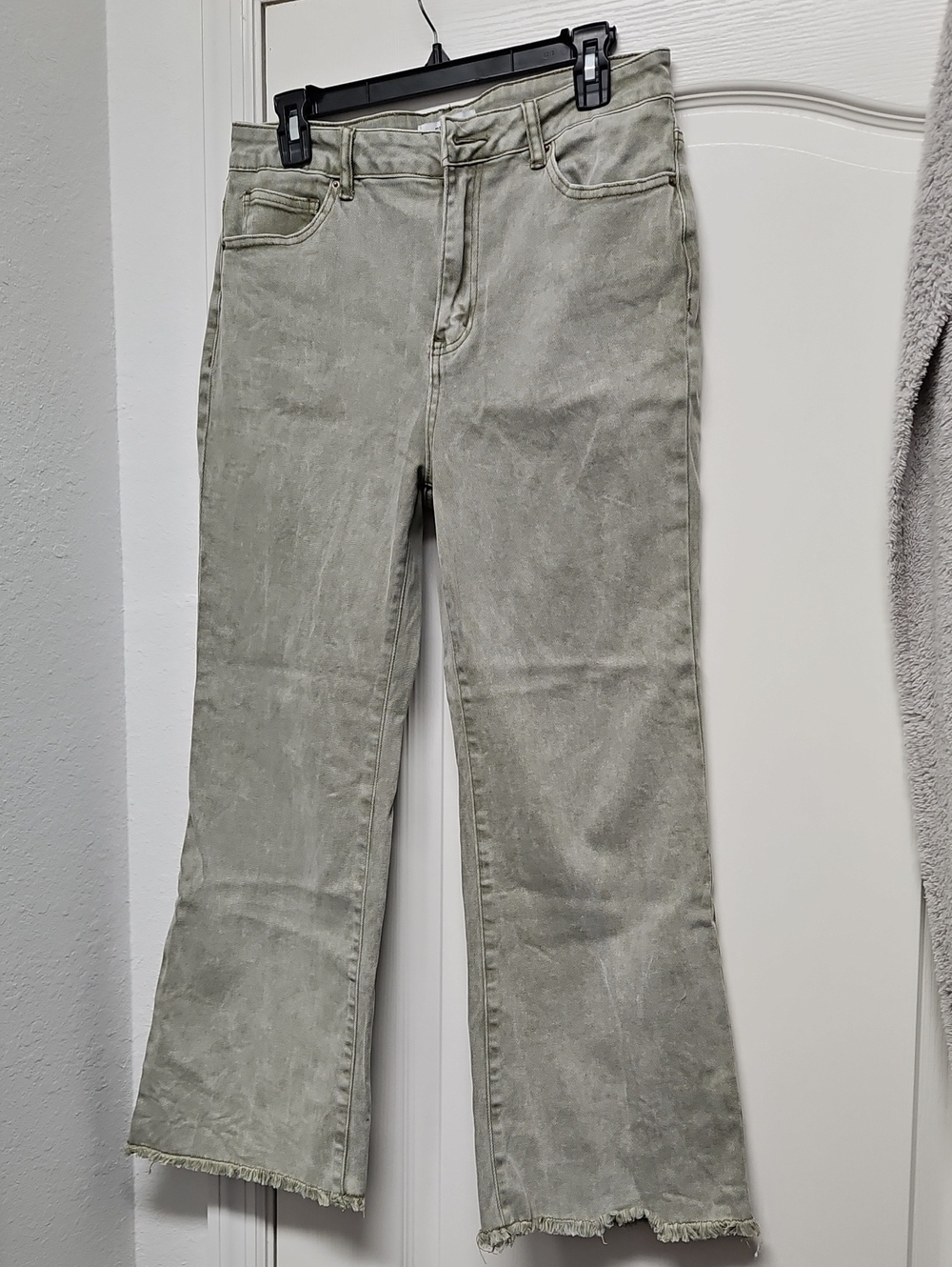 Zenana Cropped Boot Cut Pant